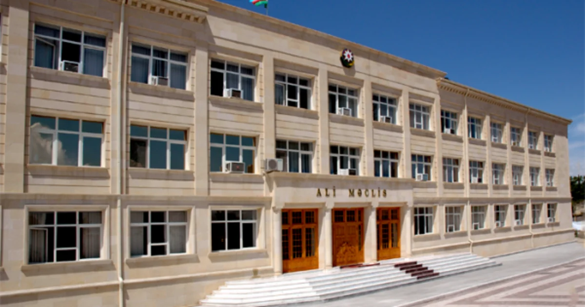 ​Naxçıvanda dövlət qulluqçularının xidməti fəaliyyətinin qiymətləndirilməsi yeni qaydada aparılacaq