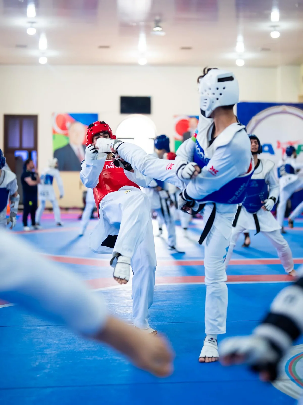 Azərbaycan taekvondoçularının iştirakı ilə açıq dairəvi döyüş məşqləri keçirilib