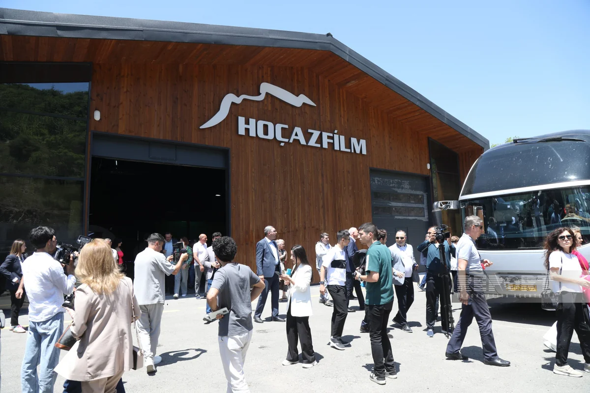 Foreign diplomats visit film studio in Lachin