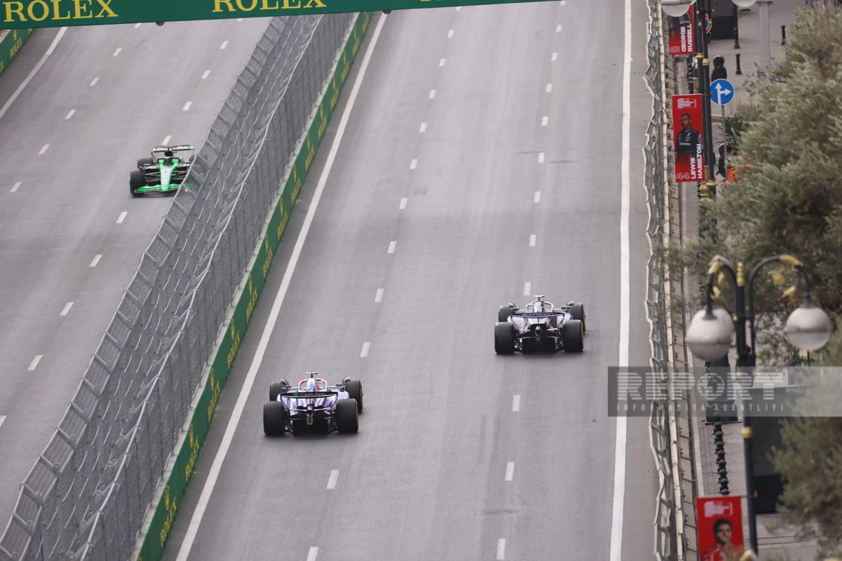 Макс Ферстаппен показал лучшее время в первой свободной практике на Гран-при Азербайджана