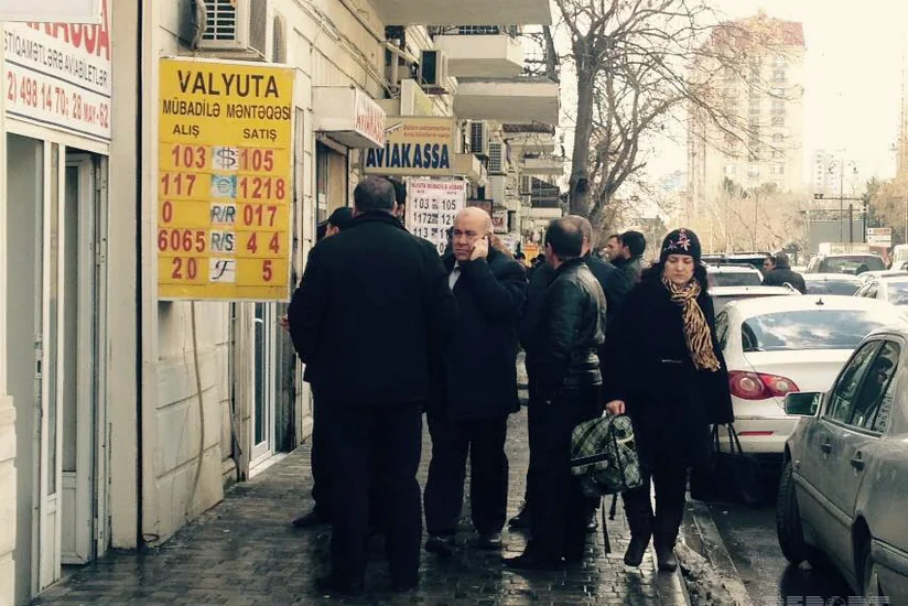 ​Azərbaycandakı valyuta mübadiləsi məntəqələri Mərkəzi Bankın tələbnaməsini pozub