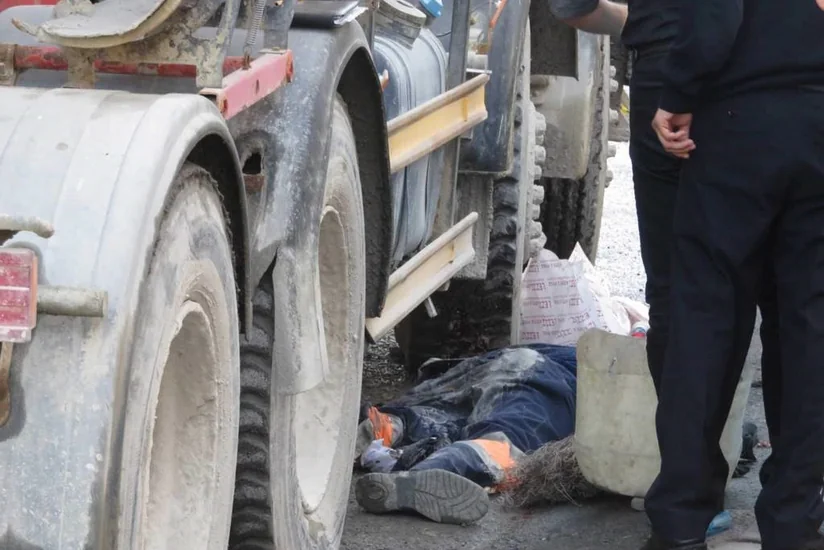 В Баку грузовой автомобиль переехал подростка - ОБНОВЛЕНО