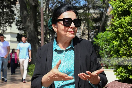 Həmidə Ömərova: Mənə baxmayan yeganə kişi ilə evləndim - MÜSAHİBƏ