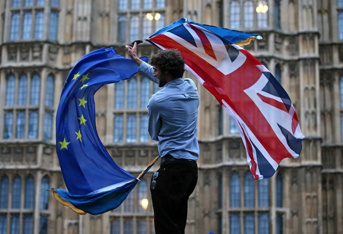 Британский экс-министр заявил о намерении противостоять плану Мэй по Brexit