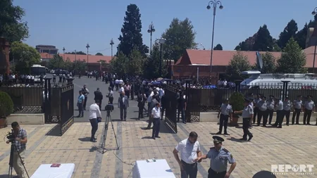 Gəncədə şəhid olan polis zabitləri dəfn edilib - VİDEO - YENİLƏNİB-2