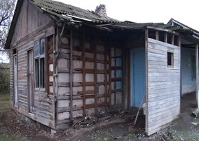Ağdaşda tibb müəssisəsinin binası bərbad vəziyyətə düşüb, pasiyentlər üçün təhlükəli vəziyyət yaranıb