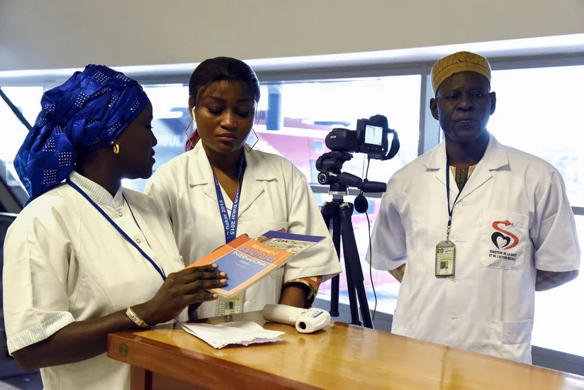 ВОЗ: В пяти африканских странах более 40% населения привито от коронавируса