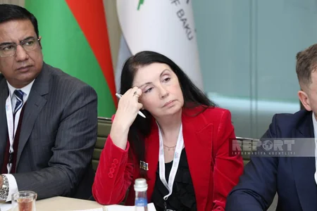 Azərbaycanın qlobal nəqliyyat şəbəkəsində tutduğu strateji mövqe təqdim edilib