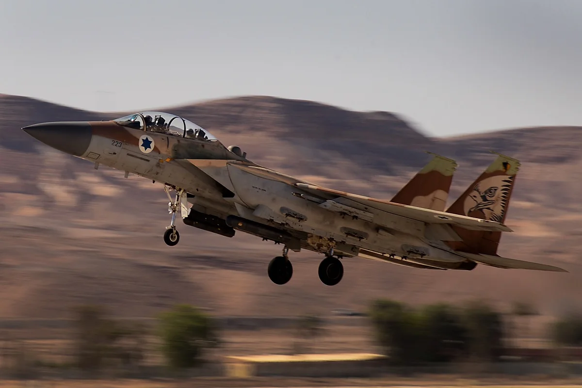 Israeli air force strikes Hezbollah targets in Lebanon