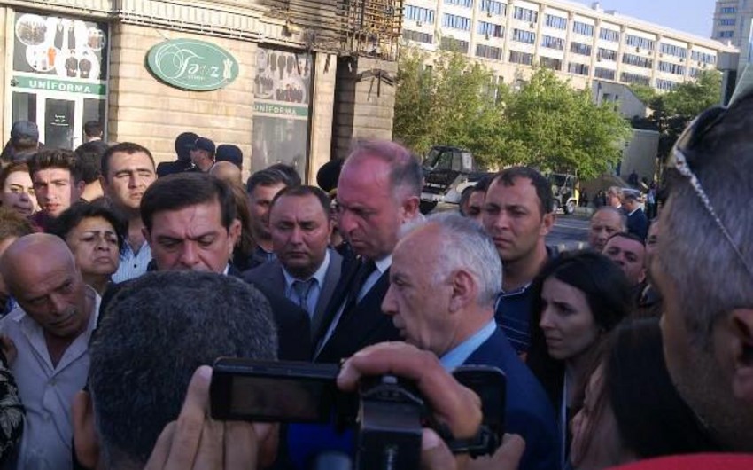 Hacıbala Abutalıbov: Yanğından zərərçəkən sakinlərə ilkin olaraq min manat ödəniləcək