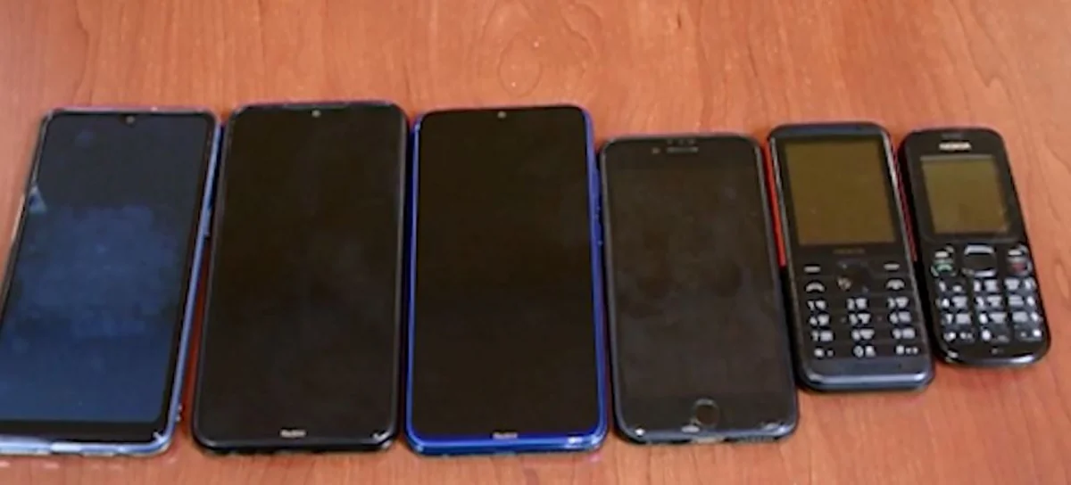 Gəncədə danışmaq adı ilə vətəndaşların telefonunu ələ keçirən şəxs saxlanıldı