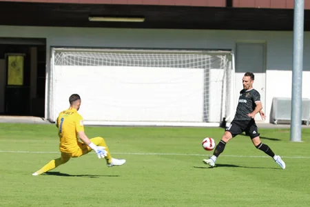 Qarabağ ilk yoxlama oyununda Rumıniya klubunu darmadağın edib