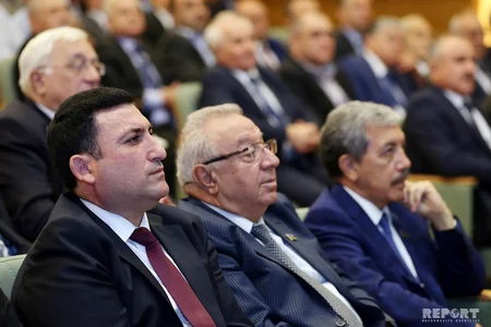 SOCAR-da akademik Azad Mirzəcanzadənin 90 illik yubileyi qeyd edilib