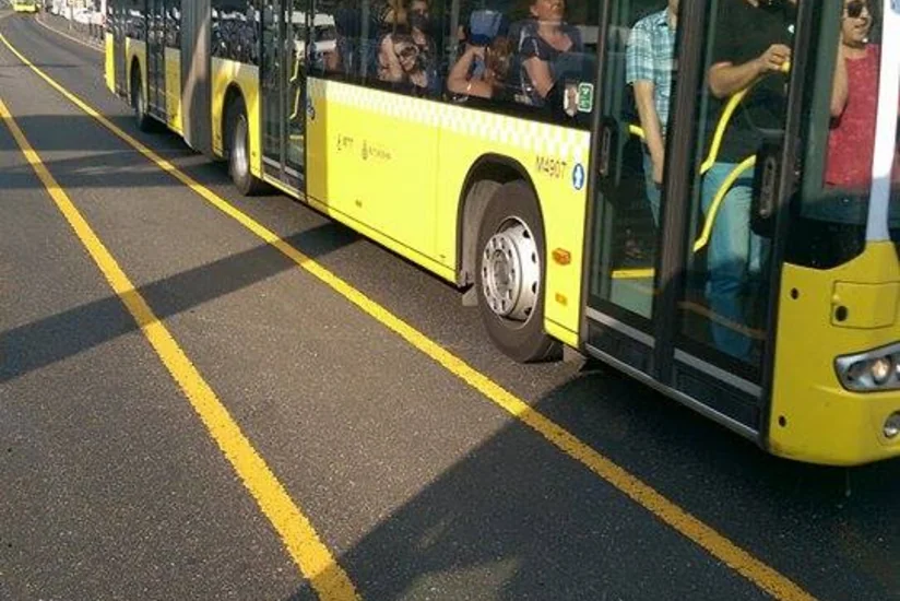 ​İstanbulda ictimai nəqliyyat ödənişsiz işləyir - FOTO