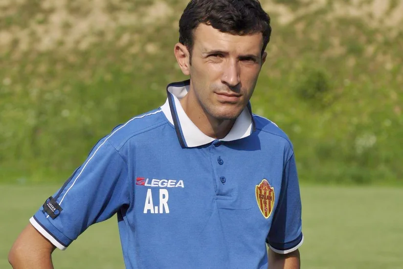 MOİK futbol komandasının baş məşqçisi istefa verib