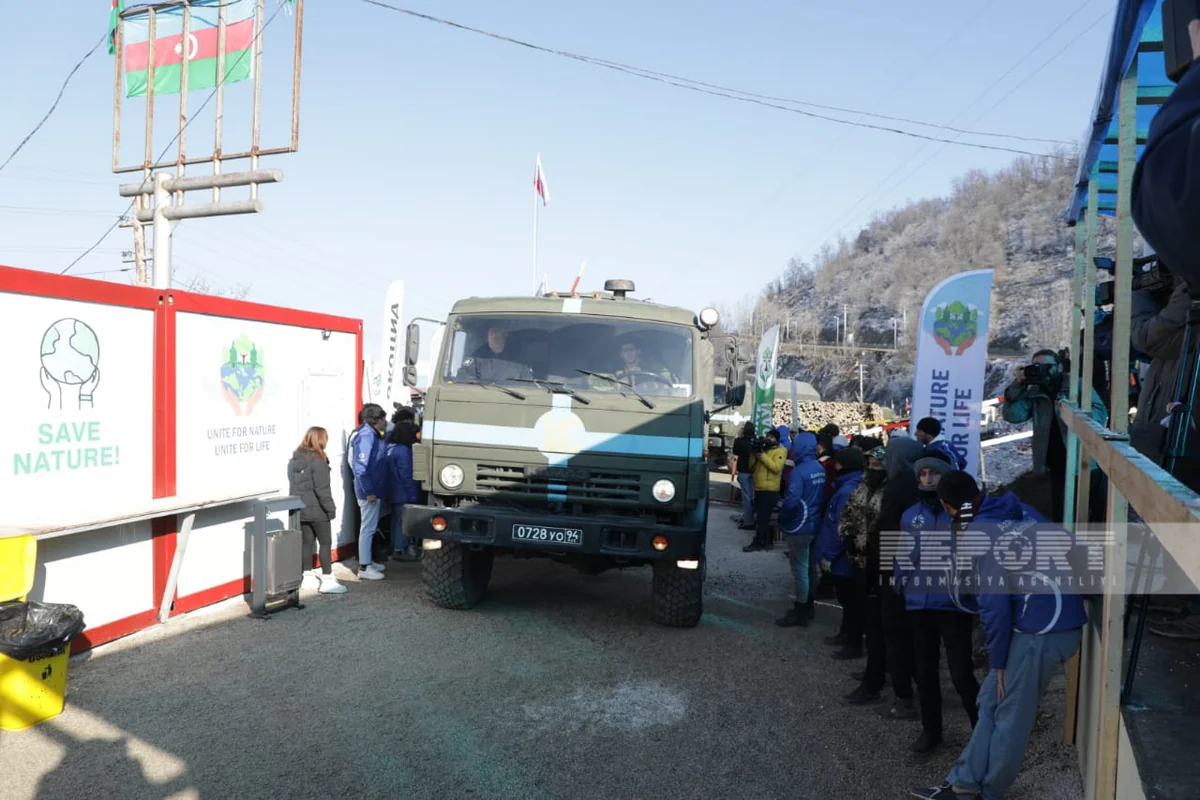 Peacekeepers' supply vehicles pass freely along Shusha-Khankandi road again - VIDEO