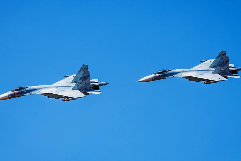 27 летательных аппаратов провели разведку у границ России