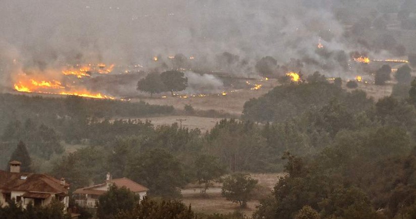 Greece enlists help from European allies to tackle raging wildfires