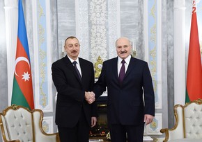 Александр Лукашенко поздравил Ильхама Алиева