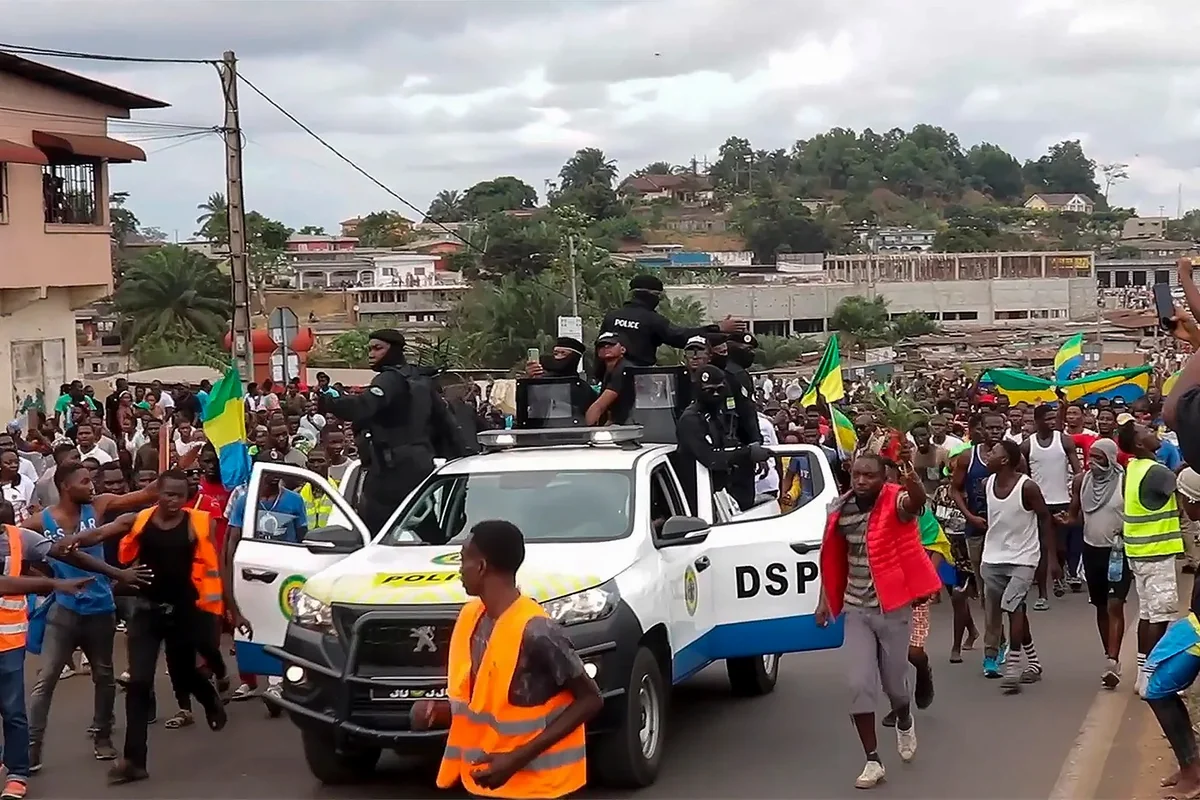 Gabon reopens borders three days after military coup
