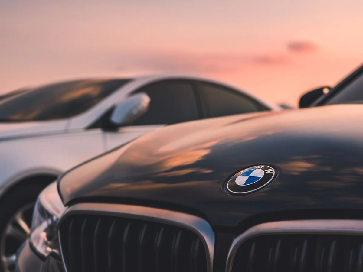 Luxury German cars rise to record highs in 2021
