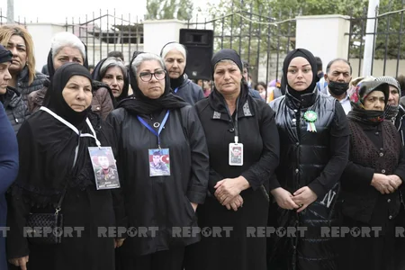 Vətən müharibəsi şəhidlərinin xatirə lövhəsi açılıb
