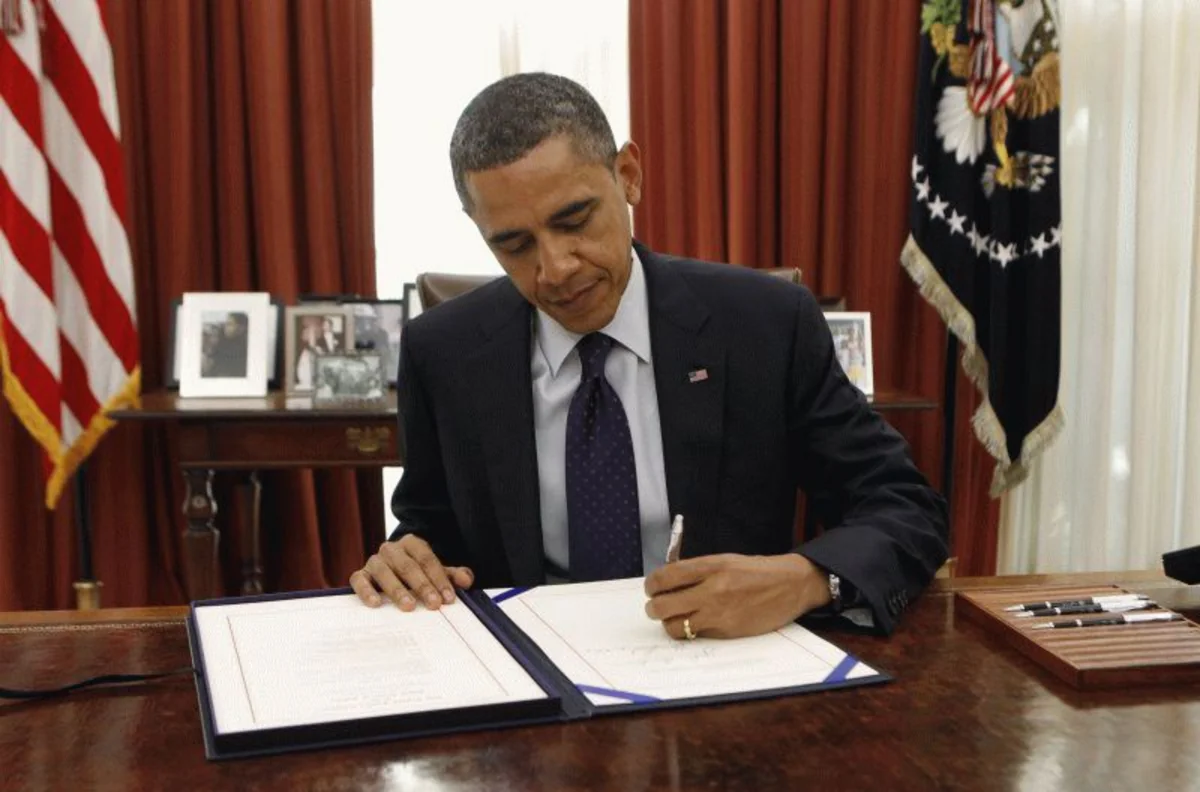 ​Prezident Barak Obama ABŞ-dan neft ixracına qadağanı ləğv edib