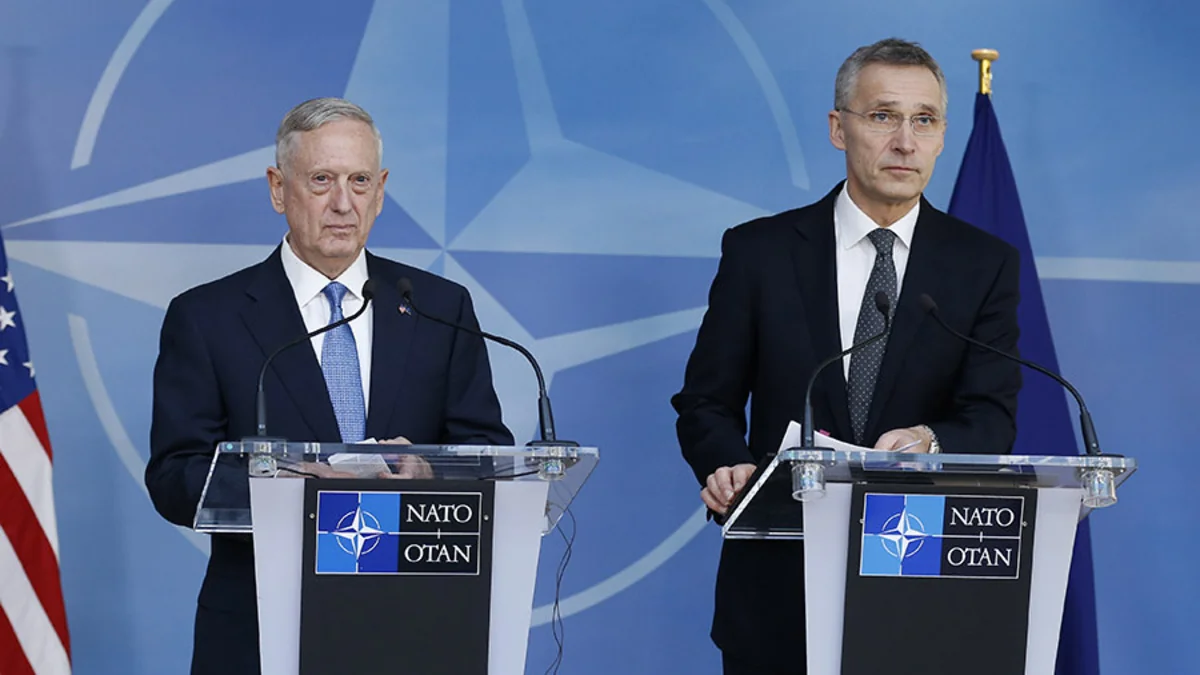 Pentaqon rəhbəri və NATO baş katibi Əfqanıstana səfər ediblər