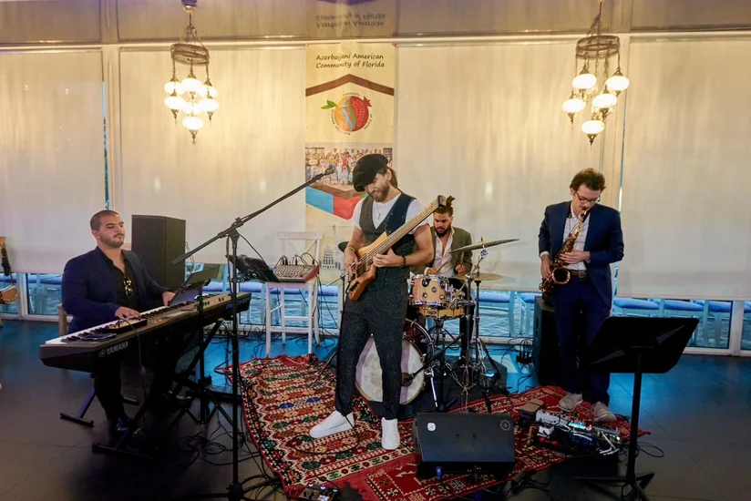 Mayamidə “Vətən nəğmələri” adlı konsert və Azərbaycan icması ilə görüş keçirilib