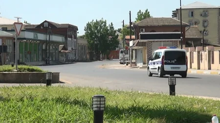 Polis Lənkəranda edilən sərt karantin rejimini qaydalarına nəzarət edir