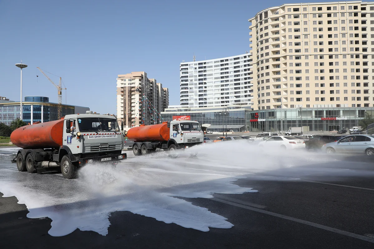 Bakıda növbəti gücləndirilmiş dezinfeksiya işləri aparılır