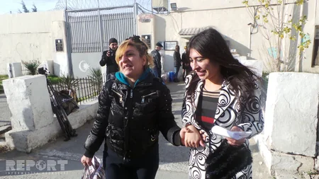 Övladını satmaqda təqsirləndirilən ana azadlığa çıxdı: Ona geri dönəcəyimi demişdim... - FOTO