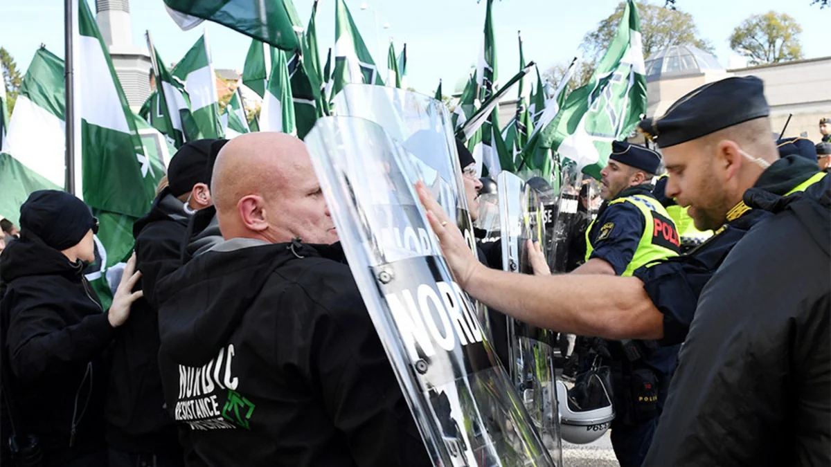 İsveçdə neonasistlərin yürüşü zamanı 60 nəfər saxlanılıb