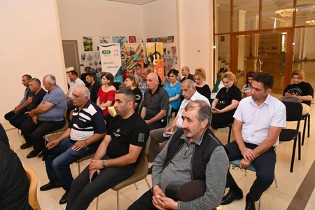 “Azərişıq” Göygöldə sahibkarlarla görüş keçirib