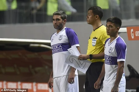 Libertadores Kuboku matçında elektron tablo əvəzinə kağızdan istifadə olunub