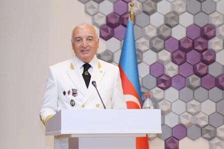 Dəniz nəqliyyatı işçiləri peşə bayramlarını qeyd ediblər