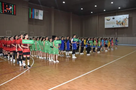 Qız voleybolçuların muxtar respublika birinciliyində qalib məlum olub