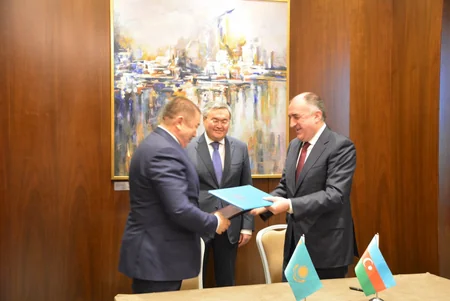 Elmar Mammadyarov meets with Kazakhstan Foreign Minister