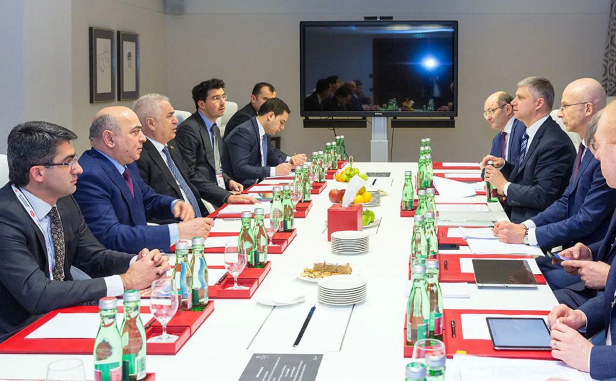 Vyanada Azərbaycan və Rusiya dəmir yolları rəhbərləri arasında görüş keçirilib