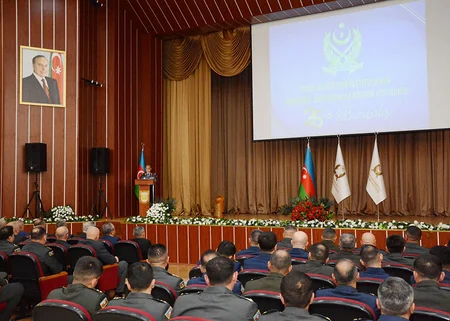 “Komanda-qərargah akademik kursu”nun buraxılış mərasimi keçirilib