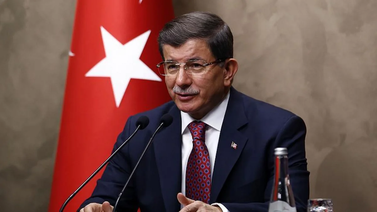 Əhməd Davutoğlu:  Türkiyə hadisələrə səssiz qalmacaq