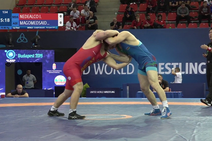 World Cup: Azerbaijani freestyle wrestler reaches semifinal