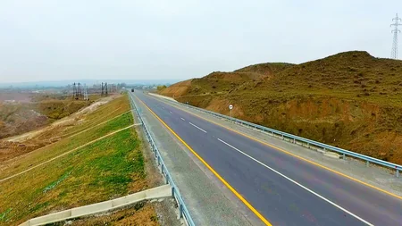 Respublika əhəmiyyətli 2 avtomobil yolunun tikintisi yekunlaşıb