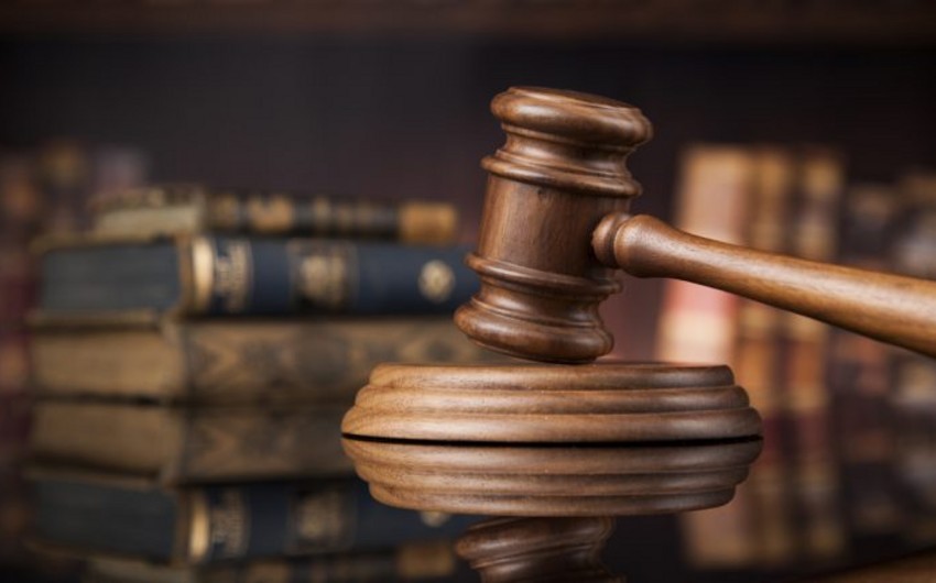 Prokuror Xudatda tanışını öldürən şəxsə 18 il həbs cəzası istəyib