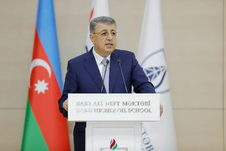 “Heydər Əliyev və Azərbaycanın yeni neft strategiyası” mövzusunda mühazirələrə start verilib