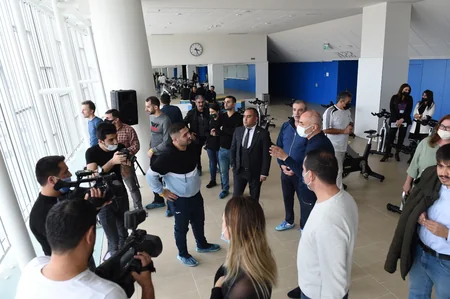 Su İdmanı Sarayında jurnalistlər üçün tanışlıq turu təşkil olunub
