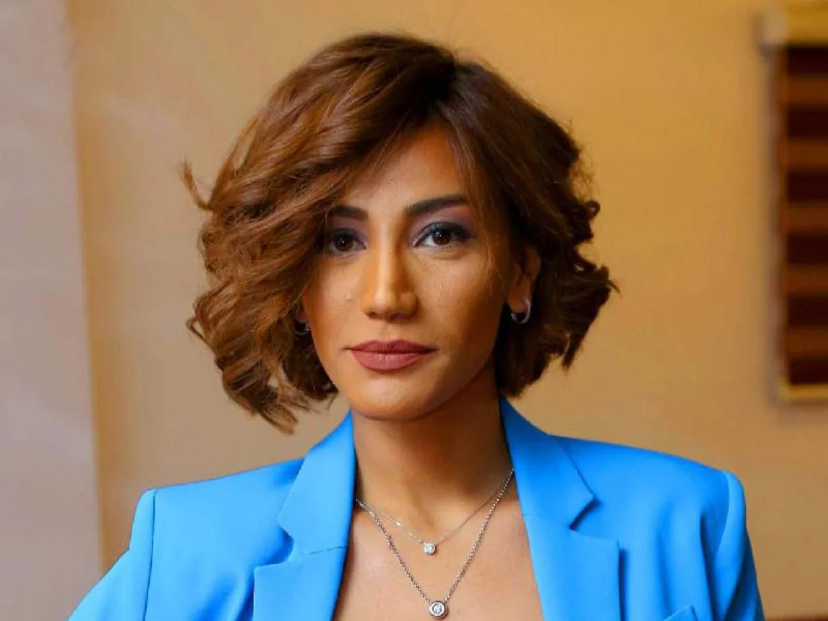 Müğənni Röyanın məşhur vəkilə qarşı şikayətinə baxılıb