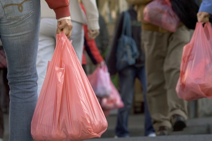 Gürcüstanda plastik paketlərdən istifadə ləğv olunur