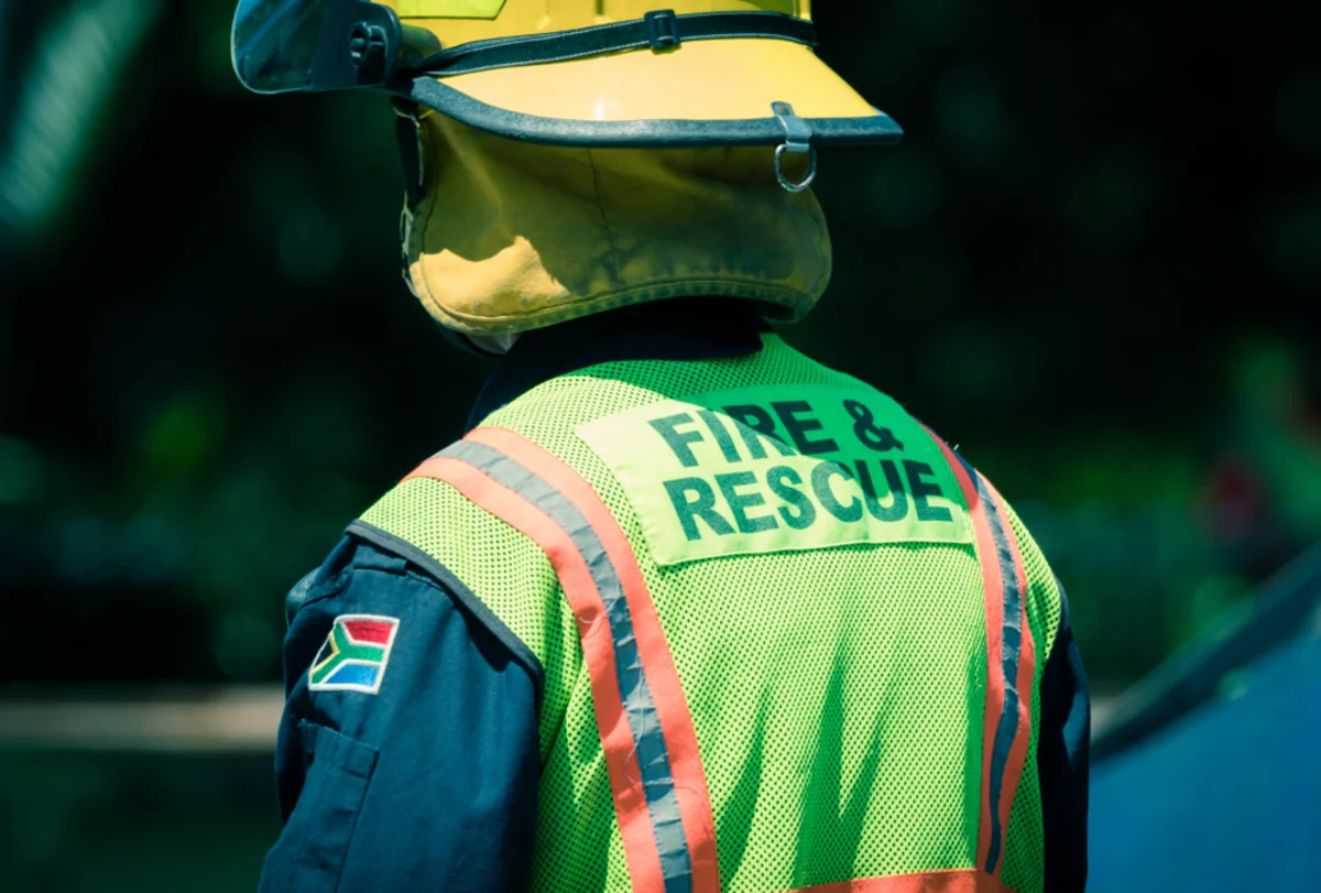 Two die, four injured in Johannesburg building fire
