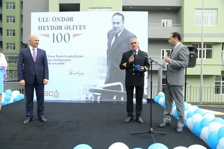 Prezident İlham Əliyevin tapşırığı ilə dənizçilər üçün tikilən yaşayış kompleksi təhvil verilib